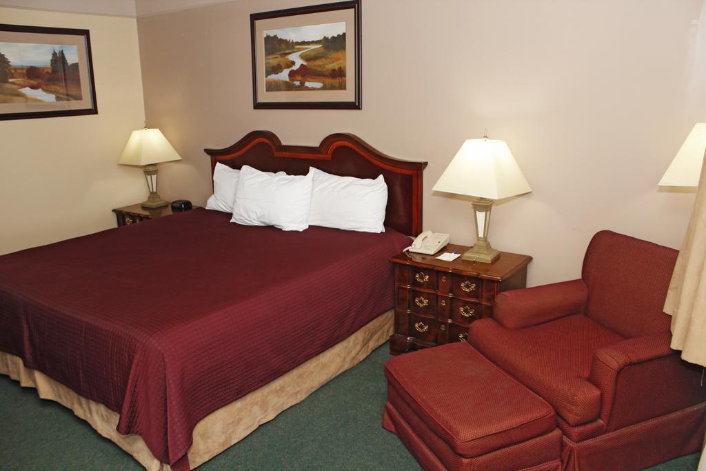 Days Inn By Wyndham Delta Co Exterior photo